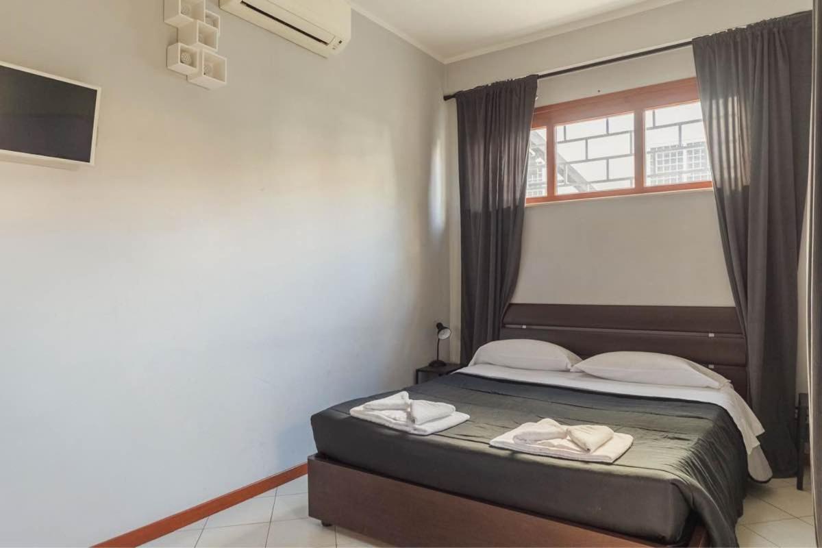 Etna Apartment โรม ภายนอก รูปภาพ