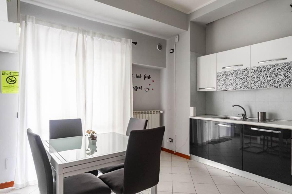 Etna Apartment โรม ภายนอก รูปภาพ